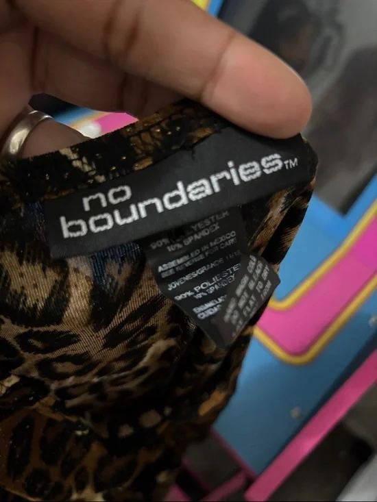 No Boundaries leopard shimmery dress large has stretch vintage Y2K boho chic - Picture 5 of 7